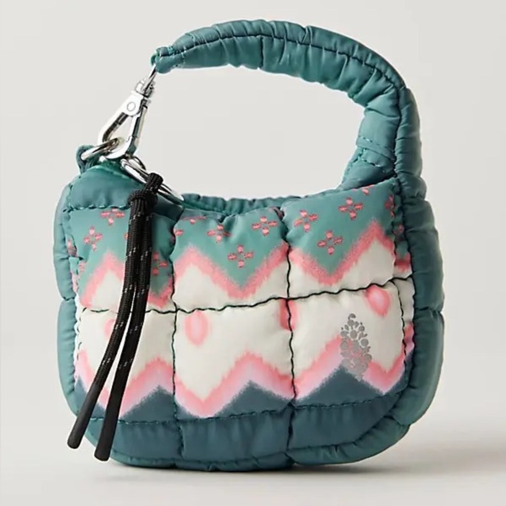 NWT FREE PEOPLE MOVEMENT Printed Micro Pouch | Green Glow MSRP $28